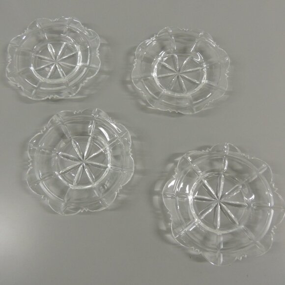 English Cut Crystal Round Dessert Plates with Scallop Edges (4) - Picture 2 of 9